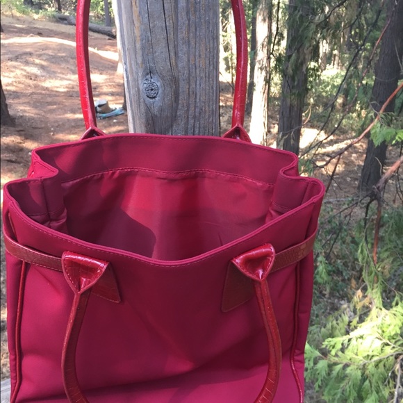 Cherry red  canvas ,Structured handle nylon  vintage nylon  vintage shoulder bag - Picture 9 of 16